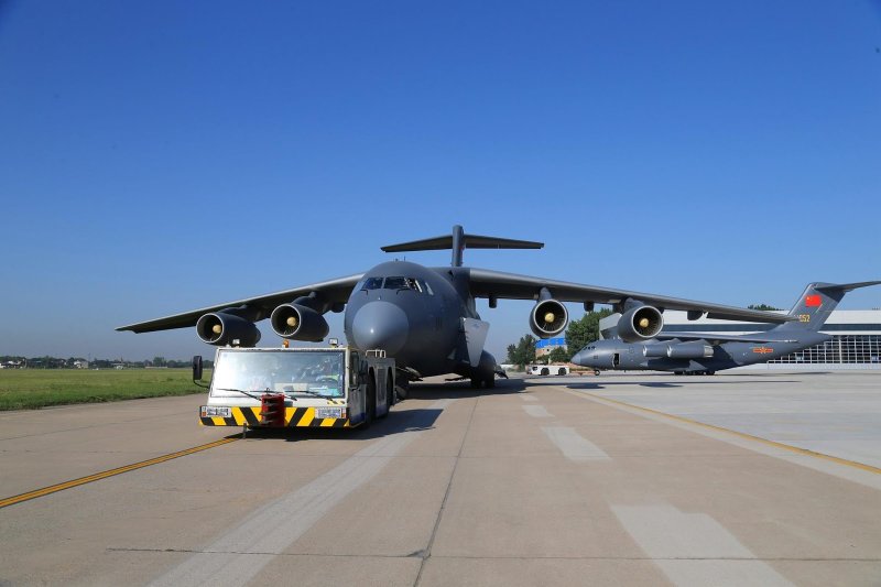 Y-20 самолет Китай