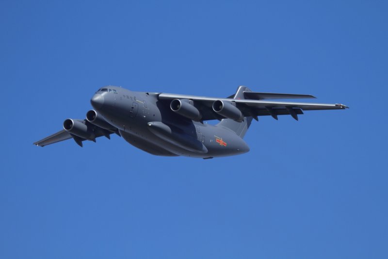 Y-20 военно-транспортный самолёт