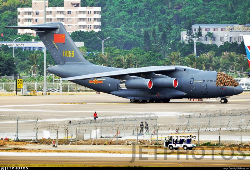 Xian y-20 и ил-76