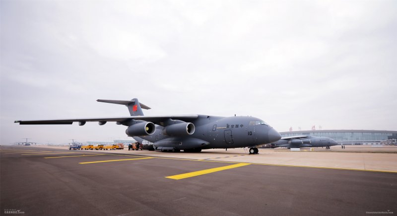 Y-20 военно-транспортный самолёт