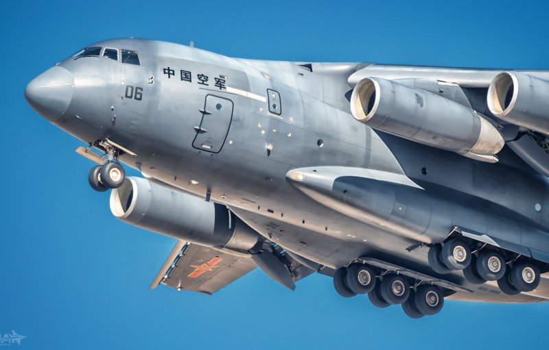 Xian y-20 и ил-76