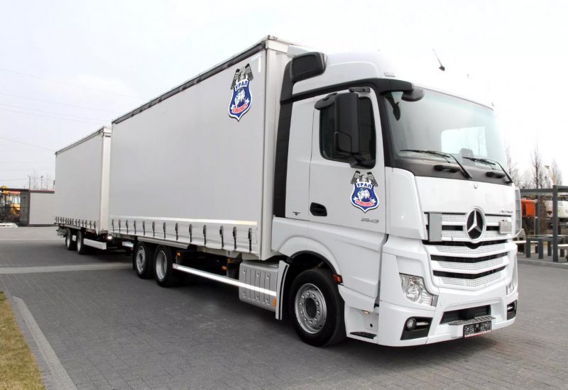 Mercedes Actros 6x2