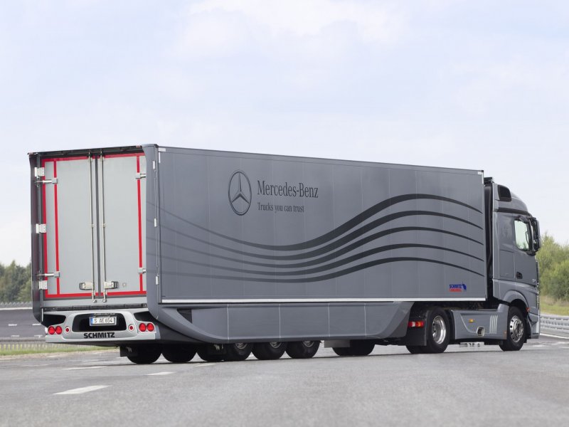 Mercedes Actros aerodynamic Truck Concept