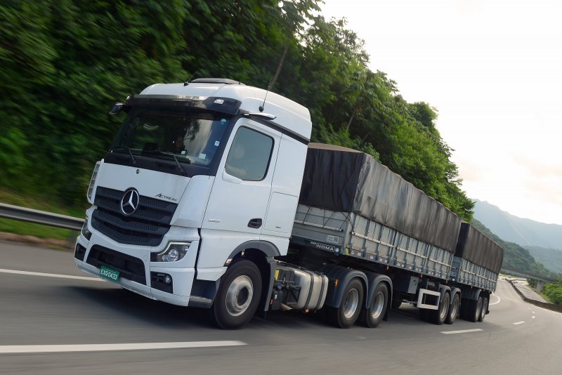 Mercedes-Benz Actros 2031