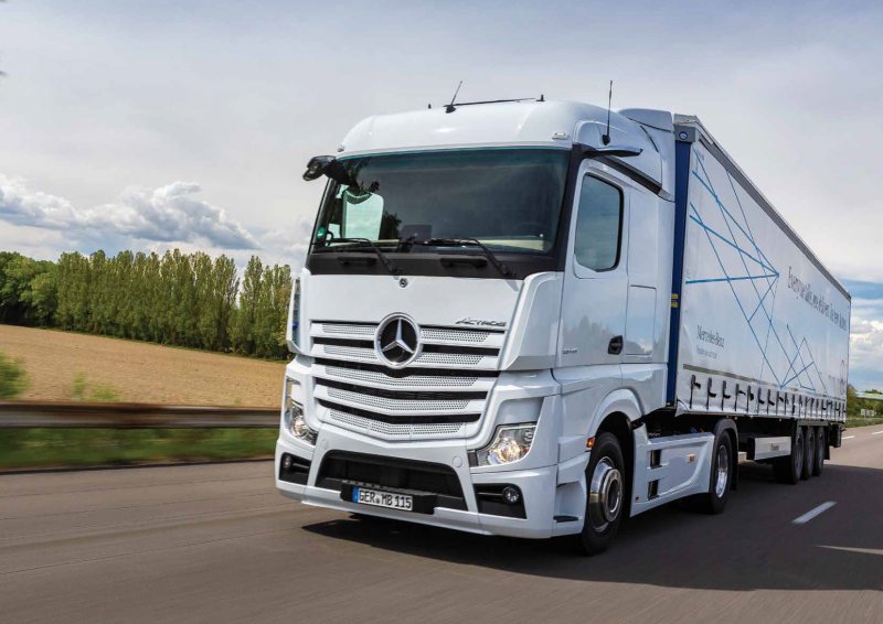 Mercedes-Benz Future Truck 2025