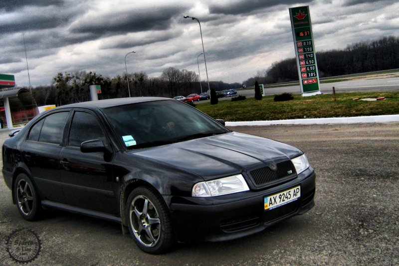 Skoda Octavia a4 черная