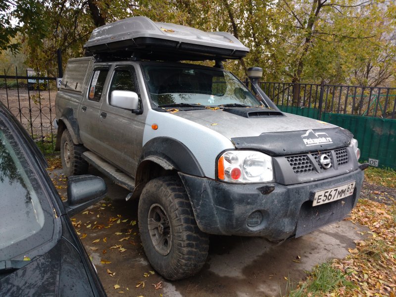 Ниссан np300