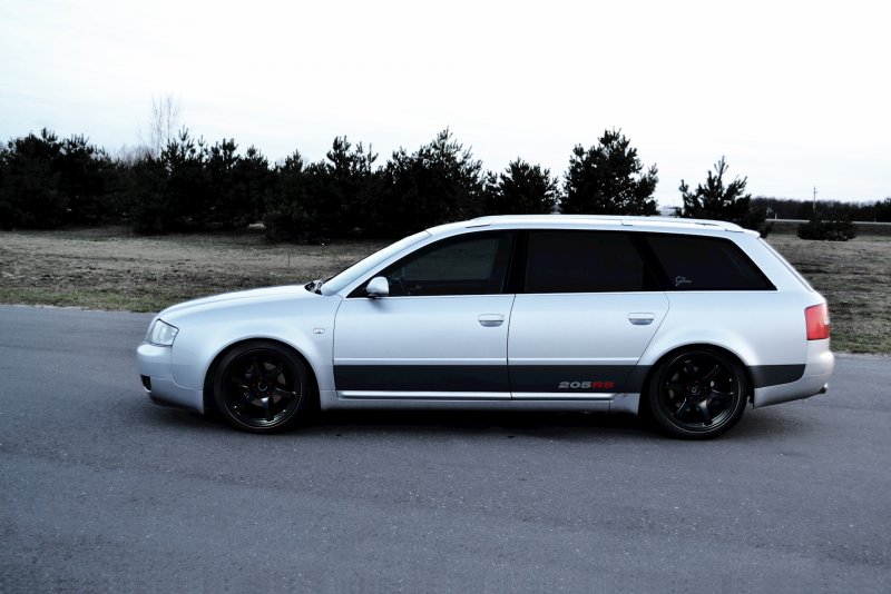 Audi a6 c5 avant Grey