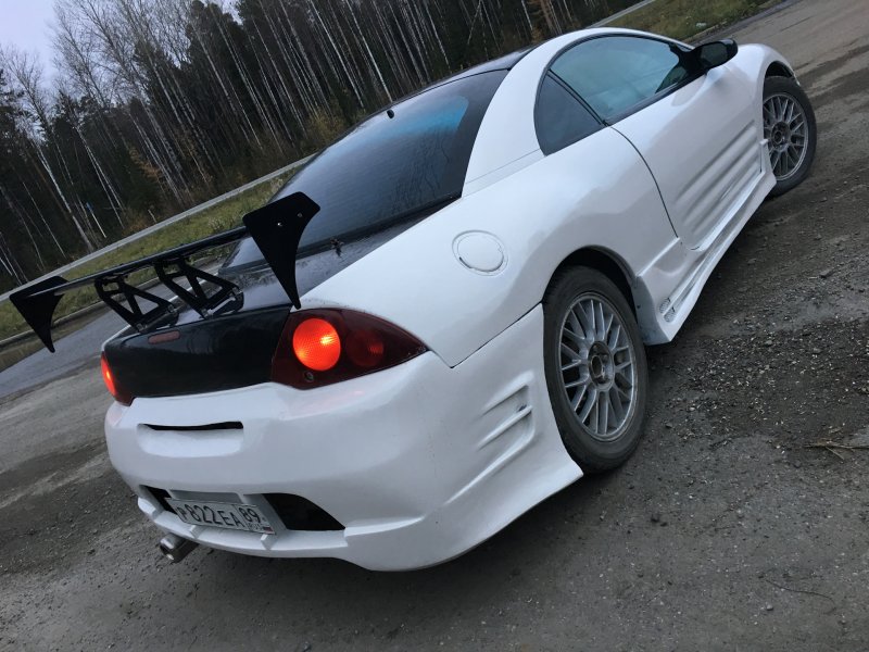 Mitsubishi Eclipse 2000