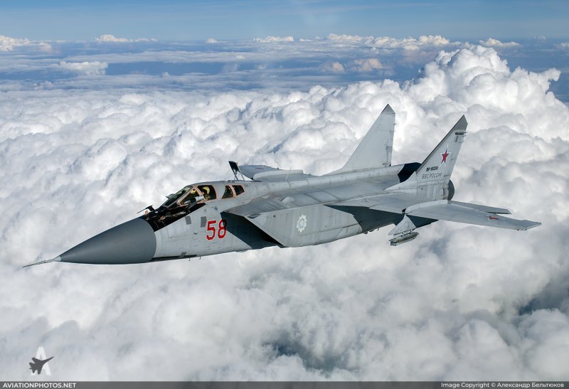 F-5 Tiger миг-28