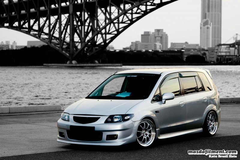 Mazda Premacy stance
