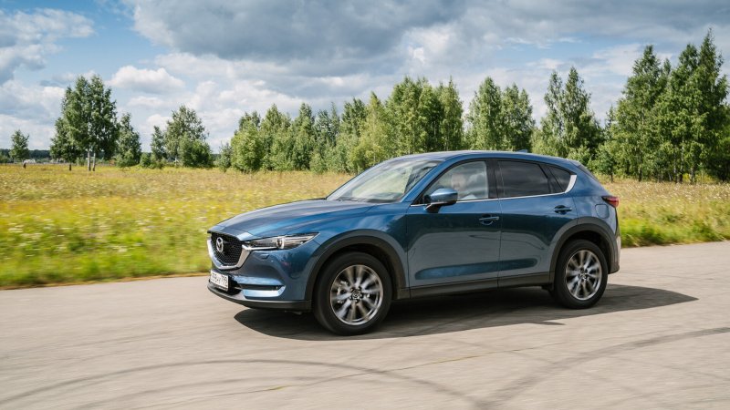 41v Mazda красный металлик