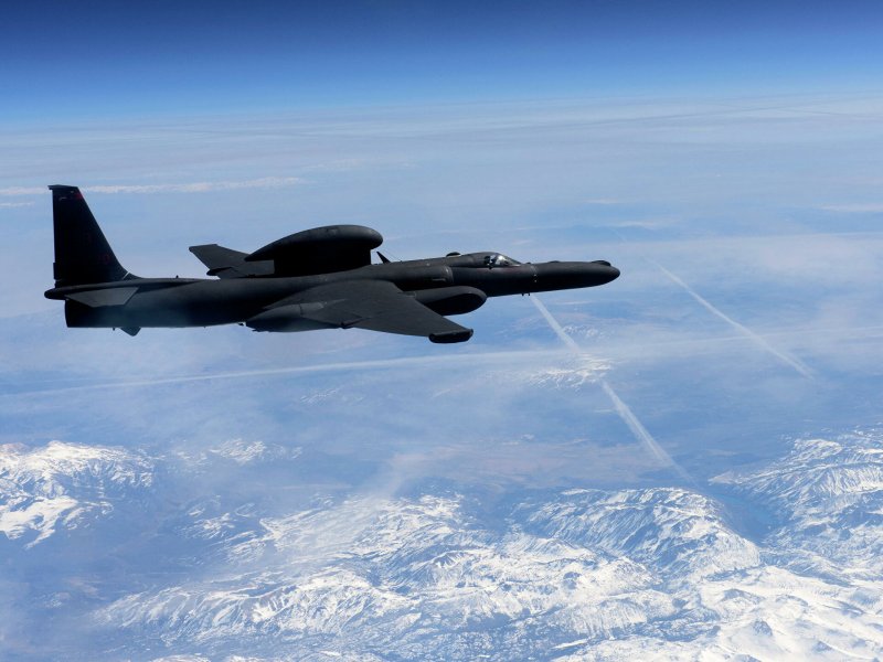 Самолёт-разведчик u-2f.