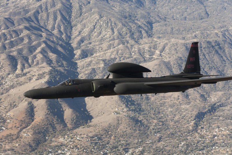 U-2 самолет разведчик
