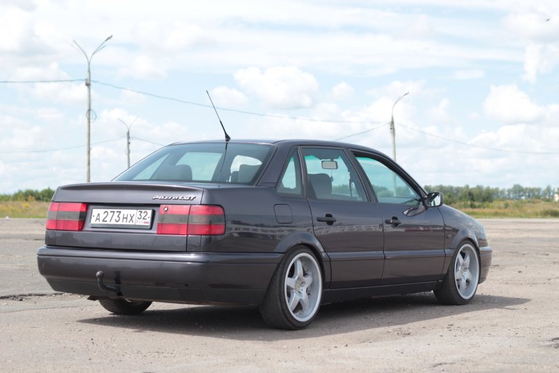 Фольксваген Пассат в4 1996