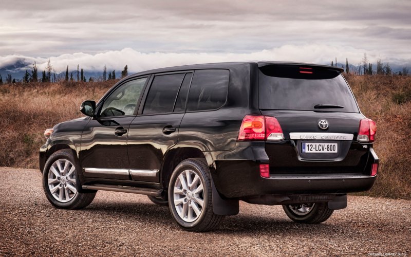 Toyota Land Cruiser 200 2012-2015