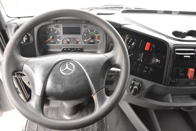 Mercedes Axor 2014 салон