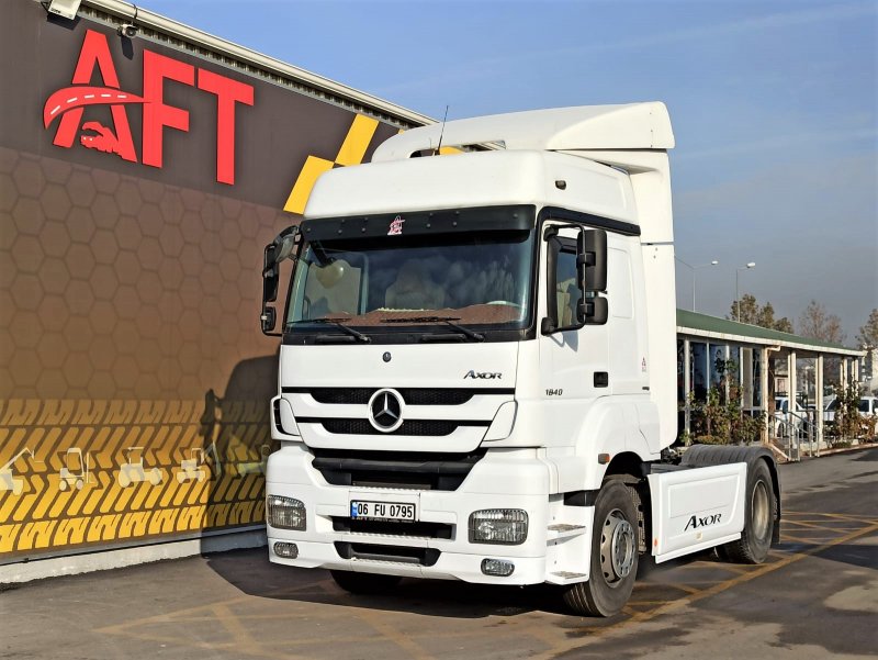 Mercedes Axor 1843 салон
