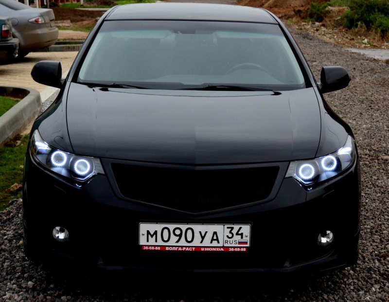 Honda Accord 8 ангельские глазки