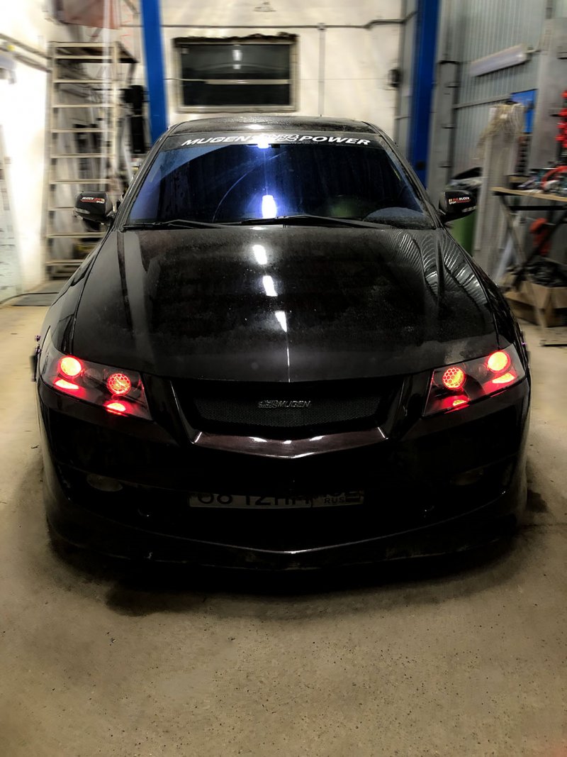 Honda Accord Type s 2007 с тонированными фарами
