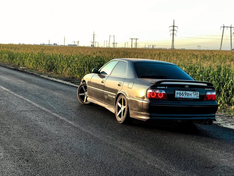 Toyota Chaser 100