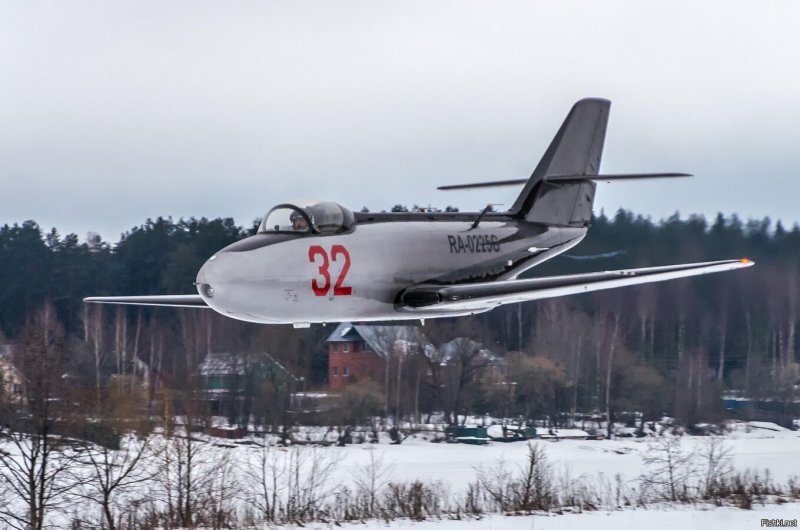 Як-32 учебный летательный аппарат