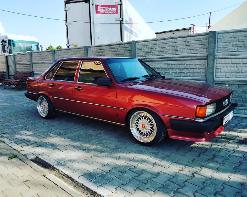 Ауди 80 б2 stance