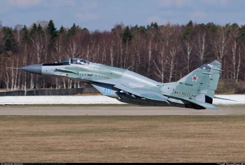 Самолет миг-29смт
