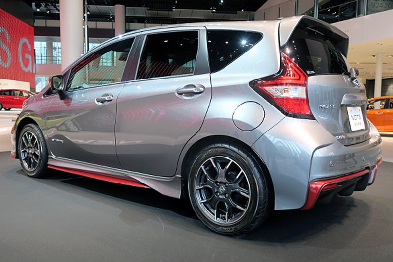 Гибрид Nissan Note e-Power.