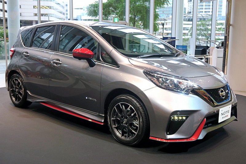 Nissan Note 2017 гибрид