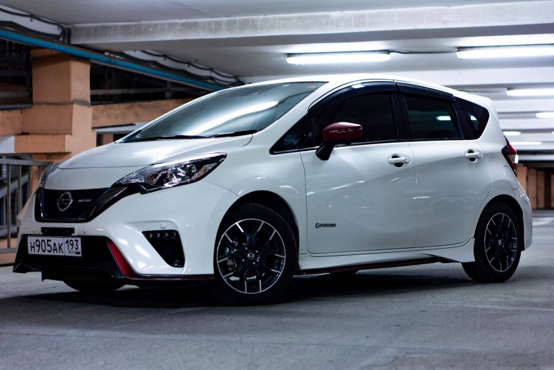 Nissan Note 2017 гибрид