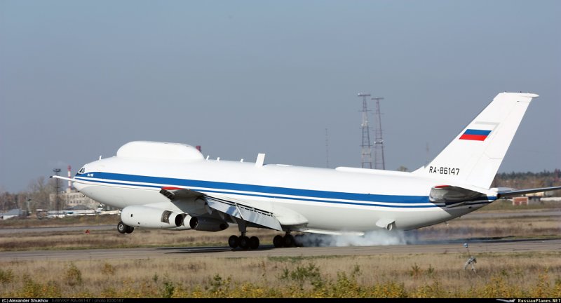 Ил 76 с горбом на спине