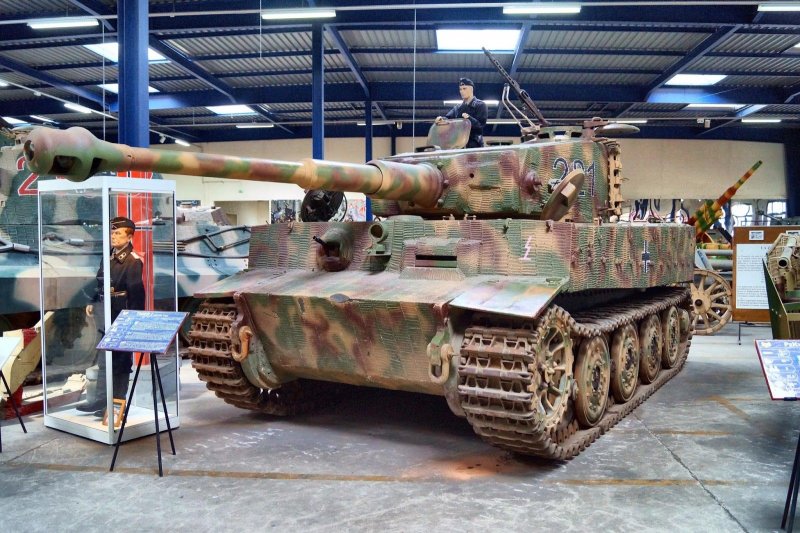 Panzerkampfwagen vi Ausf. E, «тигр»