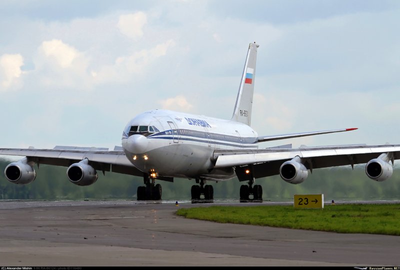 Ил-86 пассажирский самолёт