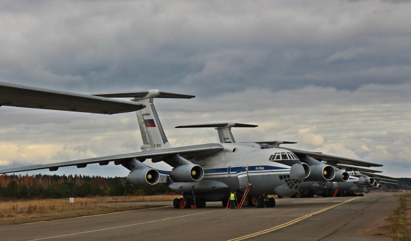 Ил-76 военно-транспортный