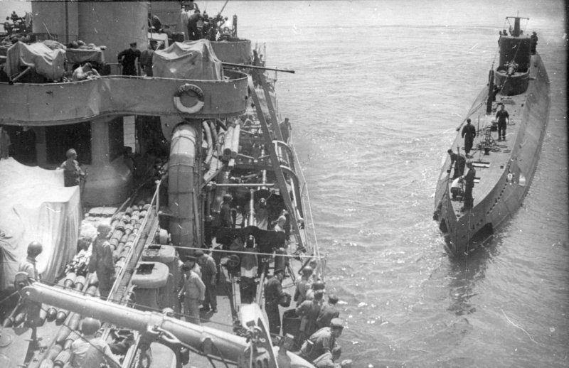 Экипаж пл"с-14" в 1944г.