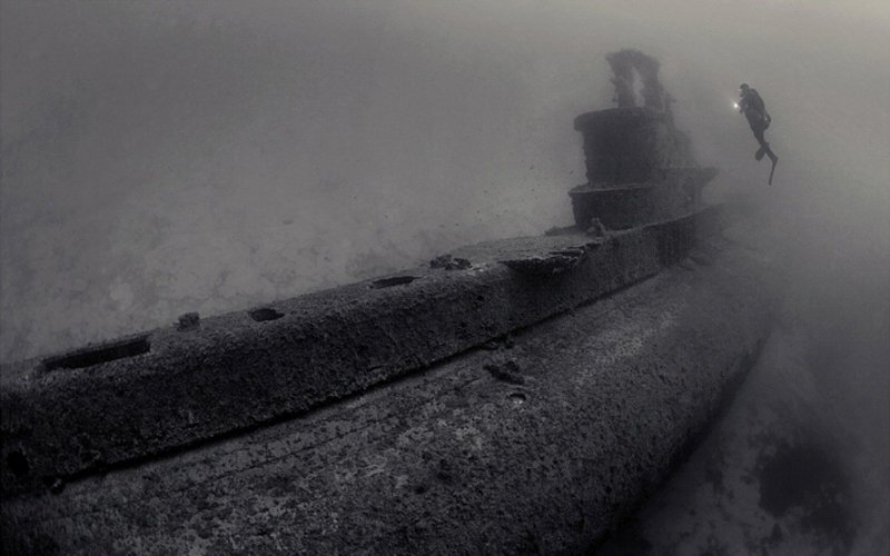 Затонувшая подводная лодка