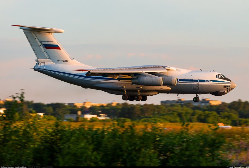 Ил - 114-300ng