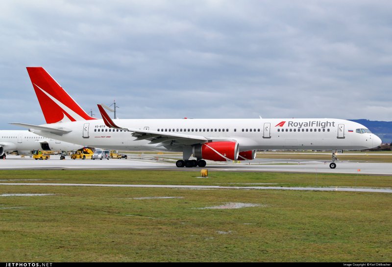 Боинг 757 Роял Флайт