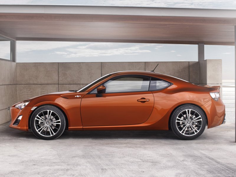 Купе Toyota gt86