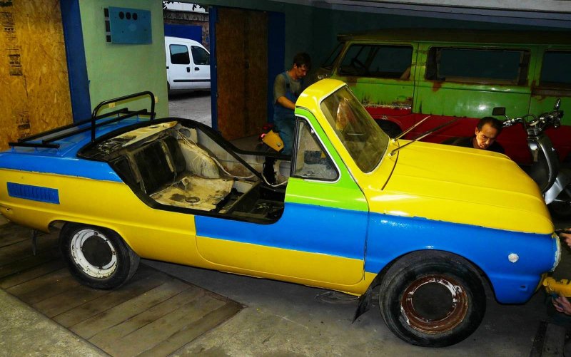 ЗАЗ 965 красный кабриолет