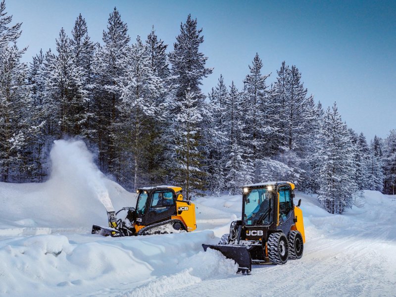 JCB 8250 Snow