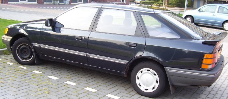 Ford Scorpio sedan 1992