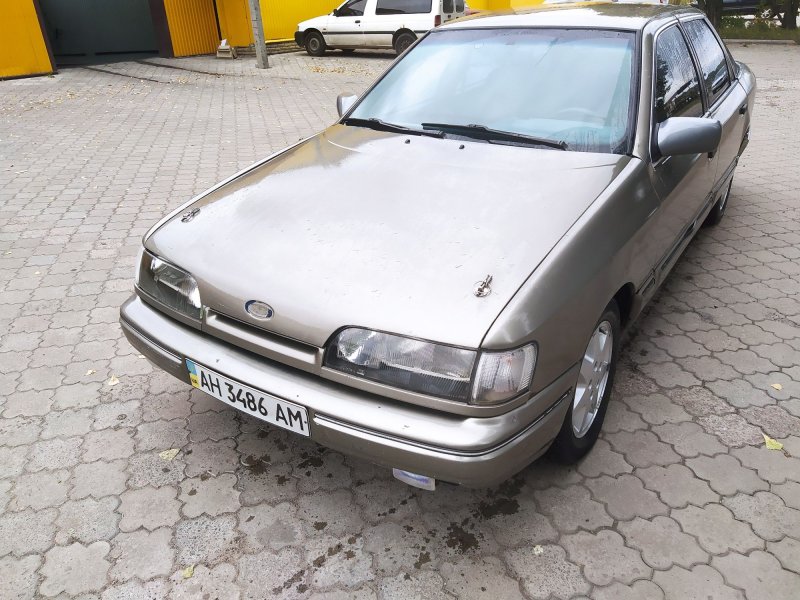 Ford Scorpio