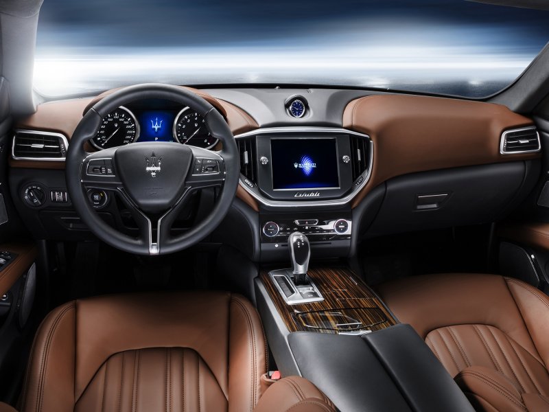 Maserati Quattroporte 2013 салон
