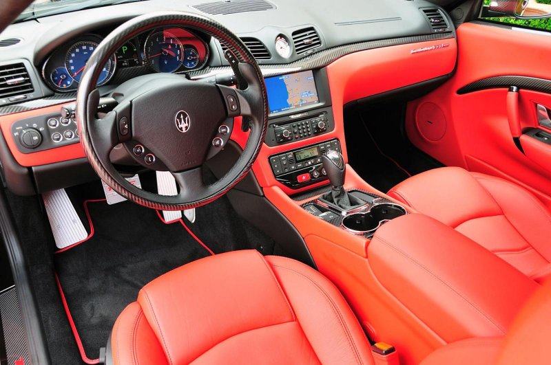 Maserati Quattroporte 2008 салон