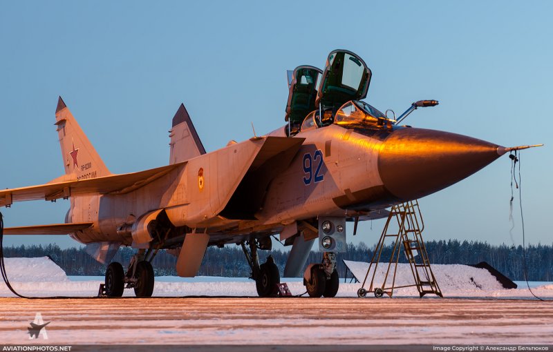 J-9 истребитель