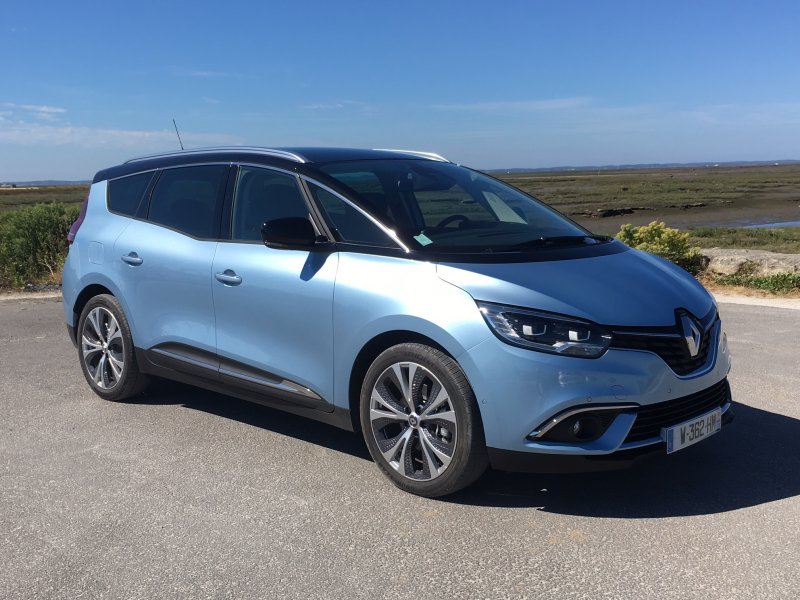 Renault Scenic 3 салон