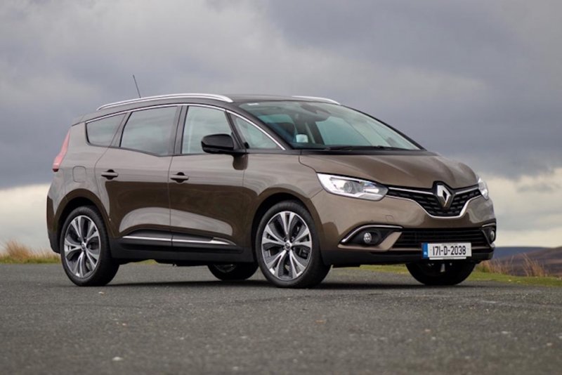 Renault Grand Scenic 3 салон