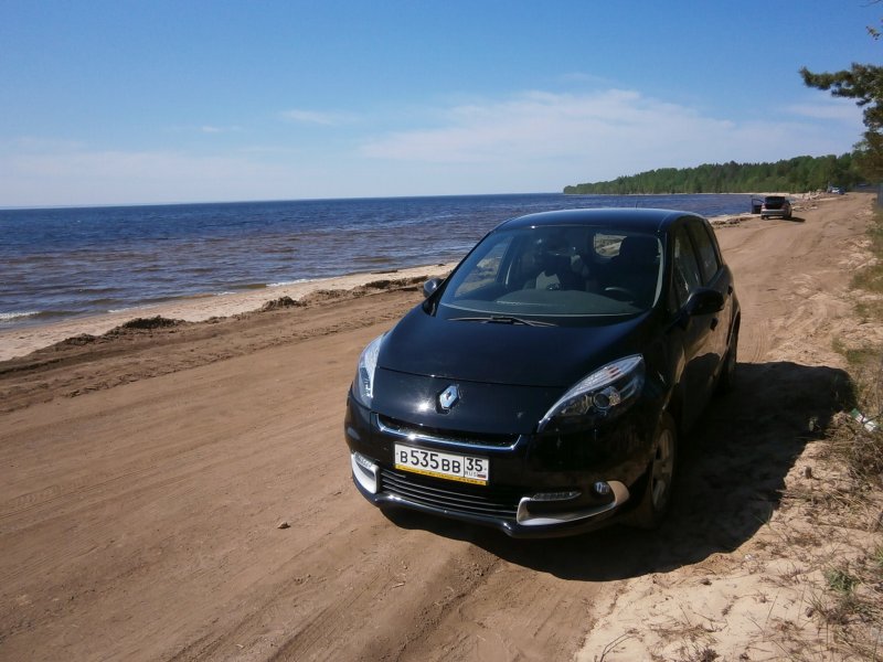 Renault Scenic 3 2010 салон